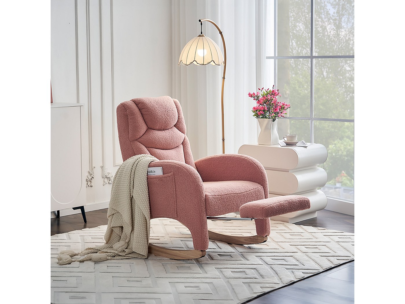 Poltrona dondolo oscillante da allattamento douglas legno massello bianco e cuscino avorio, 68x50x107 cm