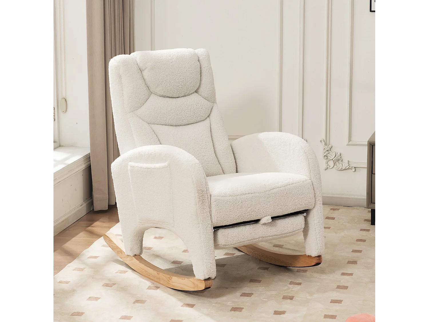 Fauteuil à bascule, Relax fauteuil, avec accoudoirs, en Tissu peluche blanc, 110 kg de capacité (66x125x101 cm)