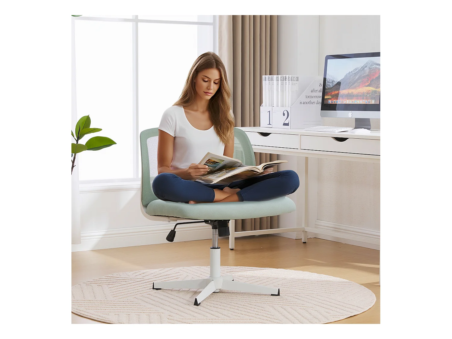 Silla de oficina ergonómica sin reposabrazos, respaldo de malla transpirable, inclinable y giratoria, verde menta (61x55x73cm)