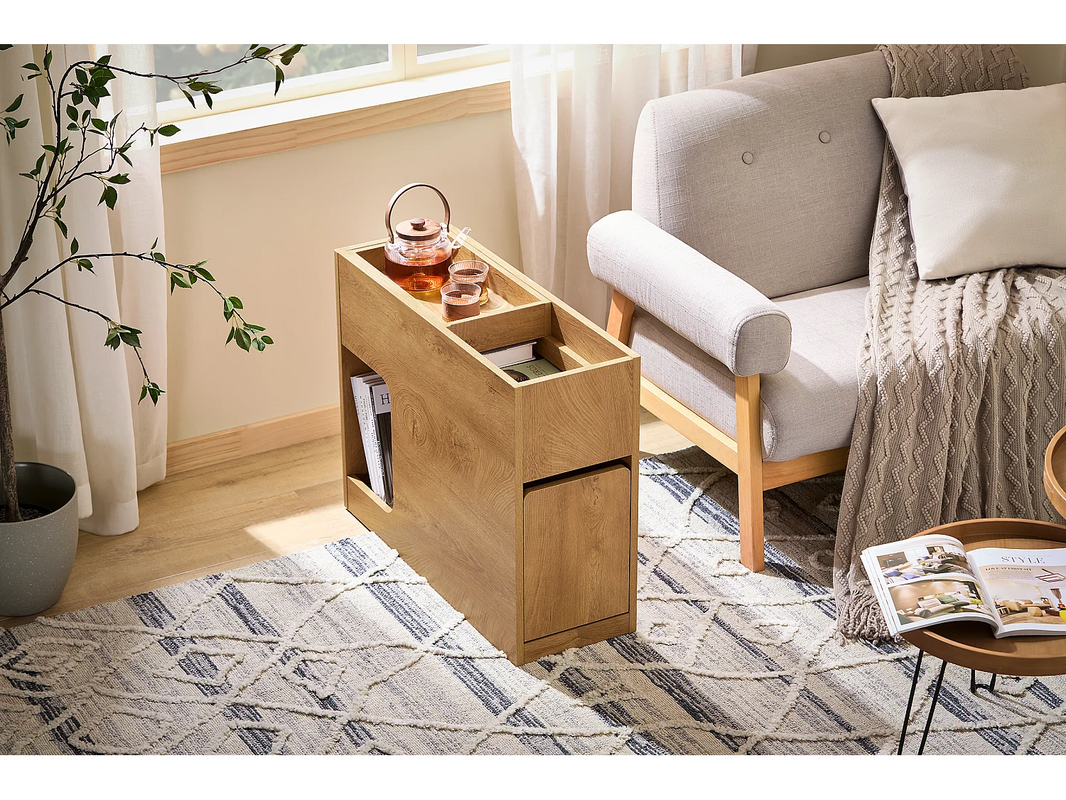 Stolik nocny z szufladą FBT158-N