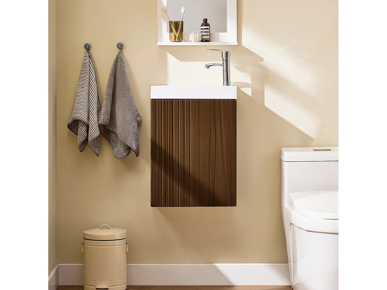 SoBuy BZR196-BR - Meuble de salle de bain suspendu avec lavabo Design moderne L40cm x L22cm x H56cm
