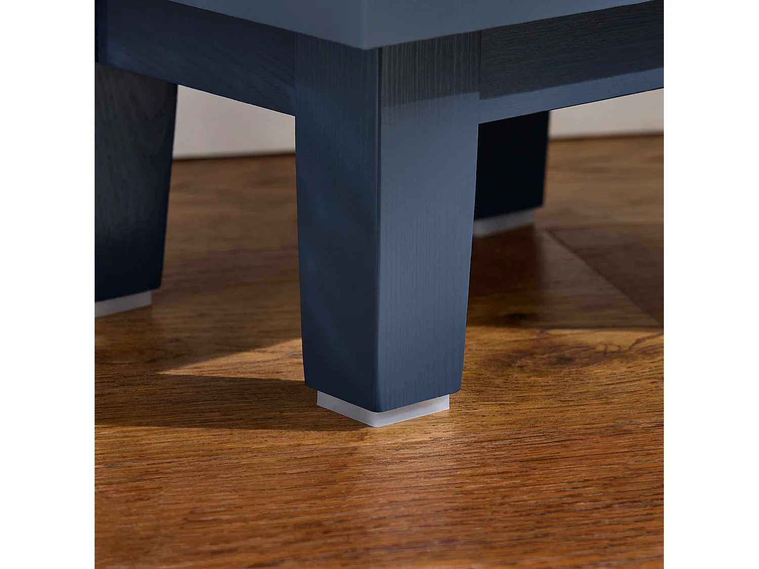 SoBuy BZR192-B - Meuble de salle de bain avec porte-rouleau et compartiment de nettoyage L22cm x L20cm x H82cm