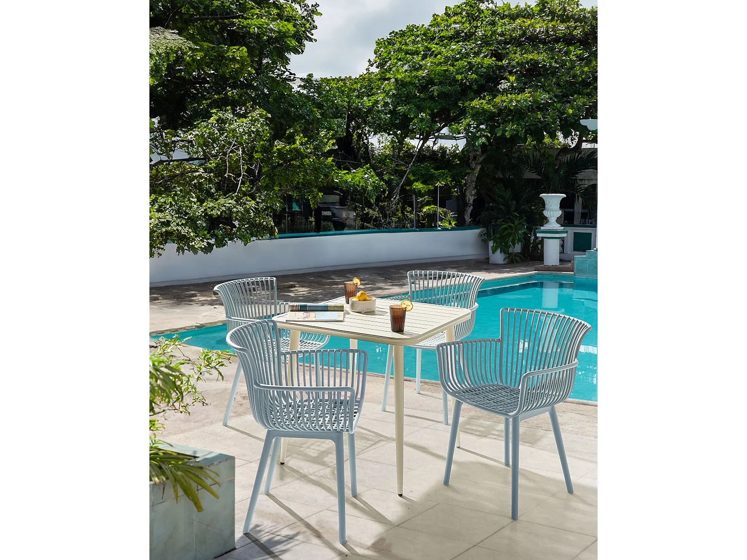 Lot de 4 chaises de jardin PESARO Bleu clair