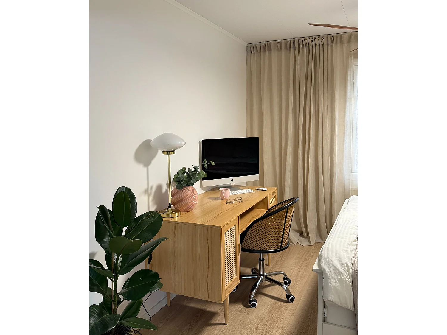 Chaise de bureau BALTIMORE Cuir PU Noir