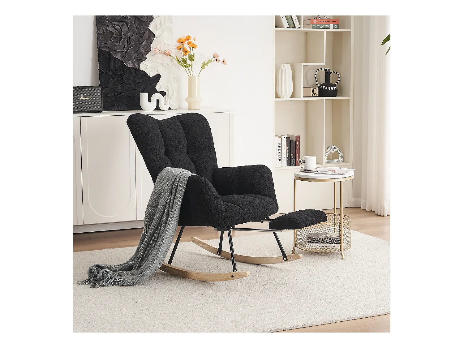 Fauteuil à bascule moderne avec revêtement en taffetas Teddy et repose-pieds extensible