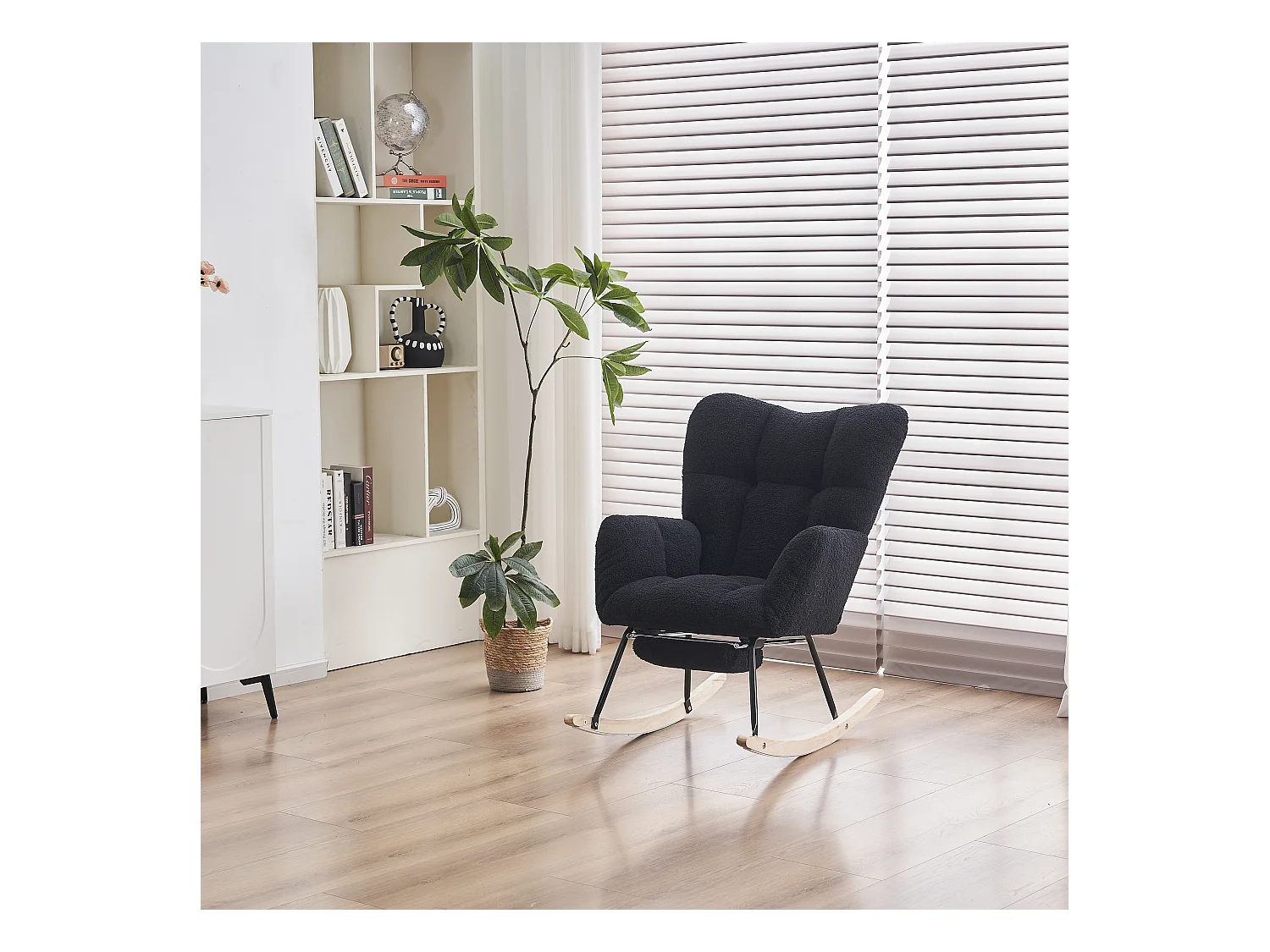 Fauteuil à bascule moderne avec revêtement en taffetas Teddy et repose-pieds extensible