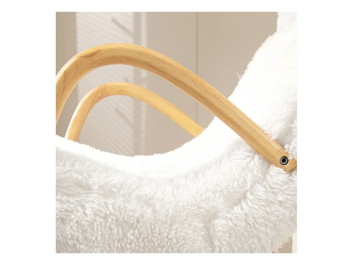 Mecedora con reposabrazos, sillón de lactancia con aspecto de lana, blanco