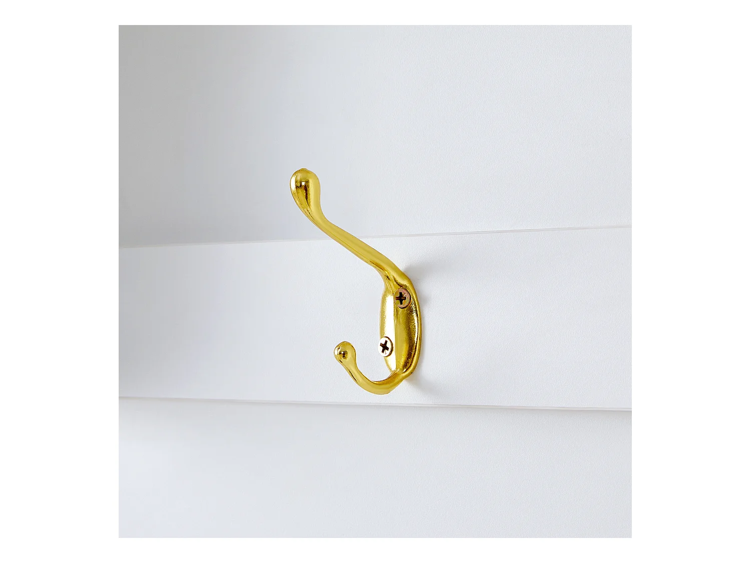 Guardarropa blanco - Perchero con 3 ganchos y 3 puertas - Banco de almacenaje y 3 espacios de almacenaje abiertos