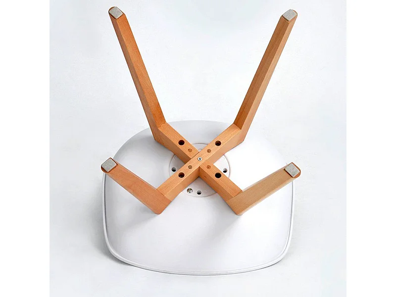 Set di 2 sedie imbottite in similpelle bianche "Stilezze" poltrone con gambe in legno cm 52x48,5 82h