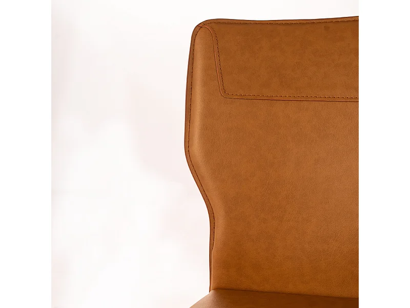 Set di 2 sedie in similcuoio marrone "Quito" moderne con gambe in metallo cm 44x56 86,5h