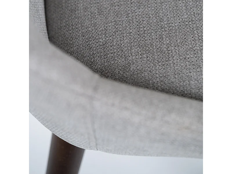 Set di 4 sedie moderne da pranzo in tessuto grigio chiaro "Zaira" struttura in legno cm 49x58 85h