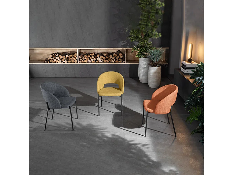 Komplet 4 nowoczesnych, tapicerowanych krzeseł do jadalni „Erica” w ciemnoszarej tkaninie, 56x52 cm, wysokość 78,5 cm.