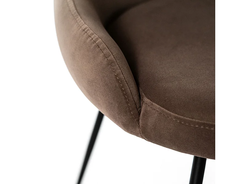 Sedia moderna imbottita "Alyssa" effetto velluto marrone cm 49,5x48,5 80h