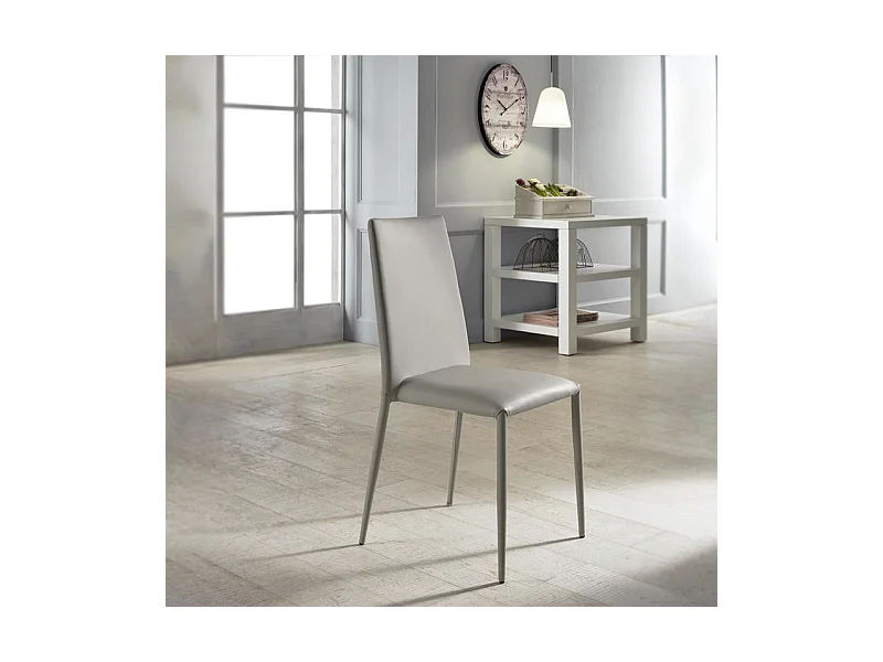 Set di 4 sedie imbottite "Lavanda" moderne in similpelle grigio chiaro da soggiorno impilabili cm 42x40 96h