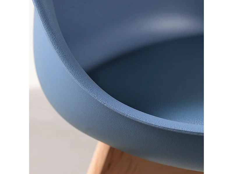 Set di 2 sedie imbottite in similpelle azzurre "Stilezze" poltrone con gambe in legno cm 52x48,5 82h