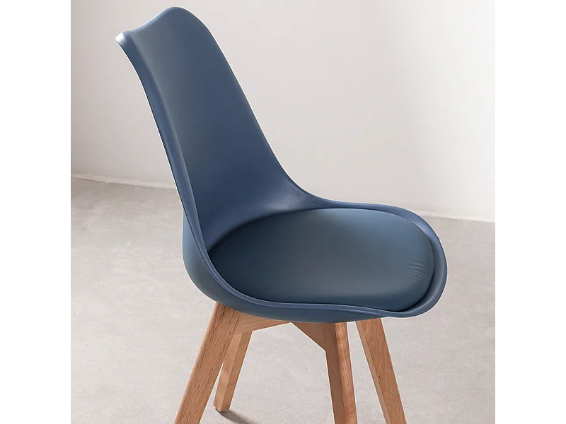 Set di 2 sedie imbottite in similpelle azzurre "Stilezze" poltrone con gambe in legno cm 52x48,5 82h