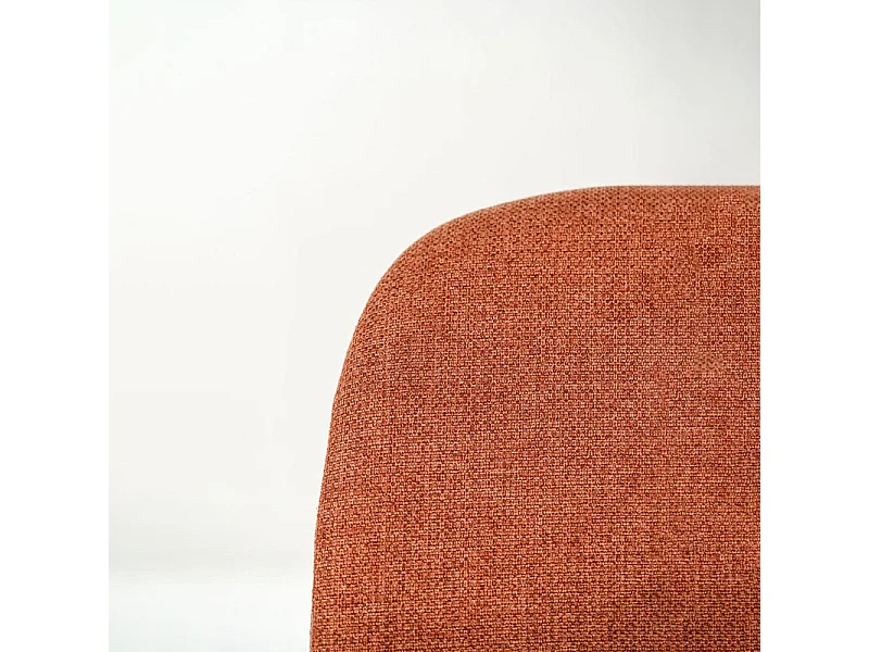 Set di 4 sedie da pranzo in tessuto ruggine "Sami" con gambe in metallo verniciato eleganti moderne