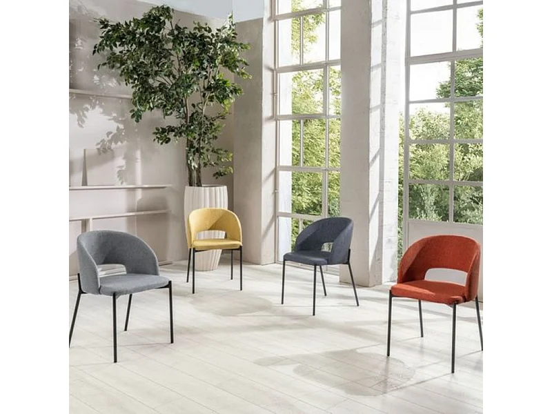 Set van 4 moderne, gestoffeerde eetkamerstoelen "Erica" ​​in oranje stof, 56x52 cm, 78,5 cm hoog.