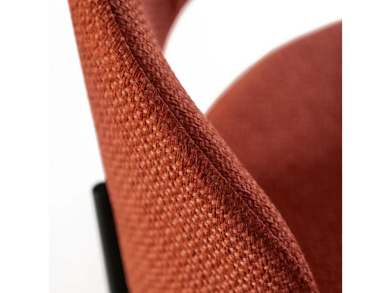 Set van 4 moderne, gestoffeerde eetkamerstoelen "Erica" ​​in oranje stof, 56x52 cm, 78,5 cm hoog.