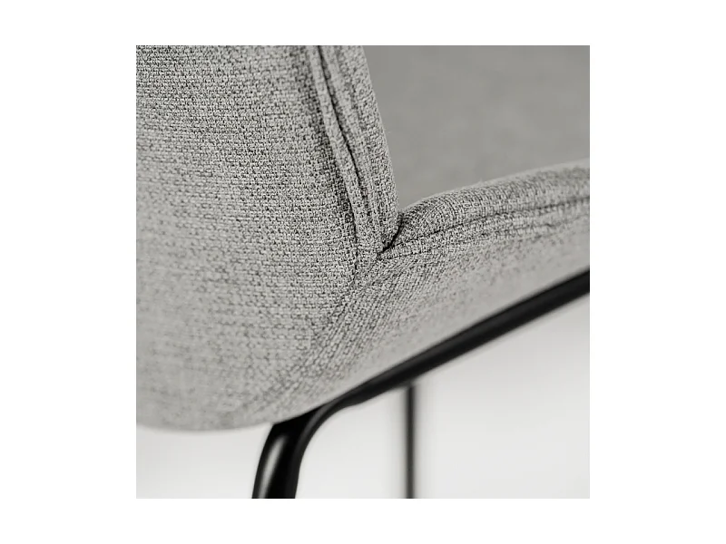 Set di 4 sedie da pranzo in tessuto grigio chiaro "Sami" con gambe in metallo verniciato eleganti moderne