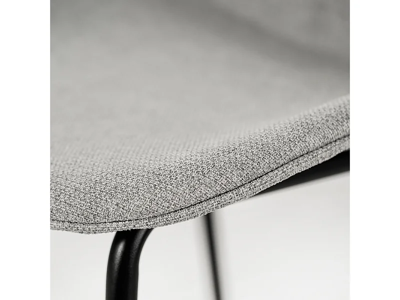 Set di 4 sedie da pranzo in tessuto grigio chiaro "Sami" con gambe in metallo verniciato eleganti moderne