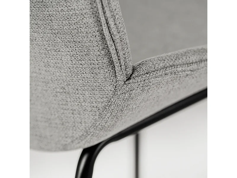 Set di 4 sedie da pranzo in tessuto grigio chiaro "Sami" con gambe in metallo verniciato eleganti moderne