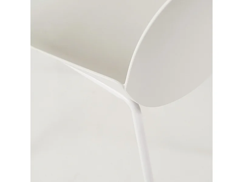 Set di 4 sedie moderne in polipropilene bianco "Azzurra" con struttura in metallo verniciato da soggiorno
