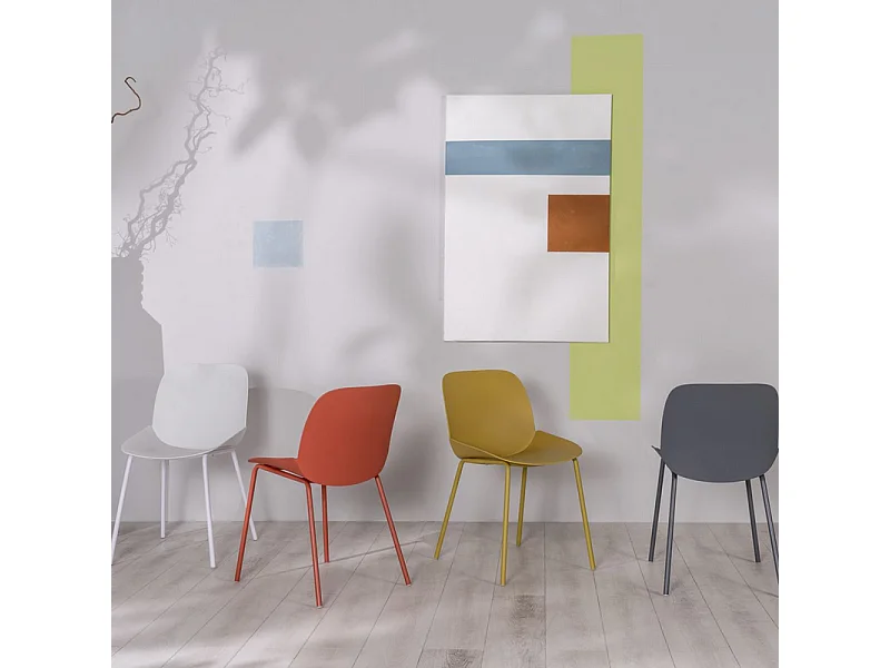Set di 4 sedie moderne in polipropilene bianco "Azzurra" con struttura in metallo verniciato da soggiorno