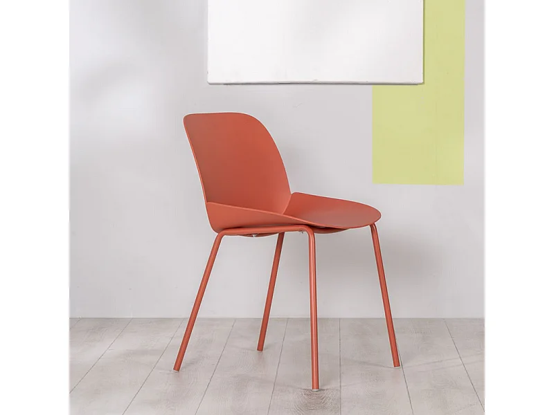 Set di 4 sedie moderne in polipropilene arancione "Azzurra" con struttura in metallo verniciato da soggiorno
