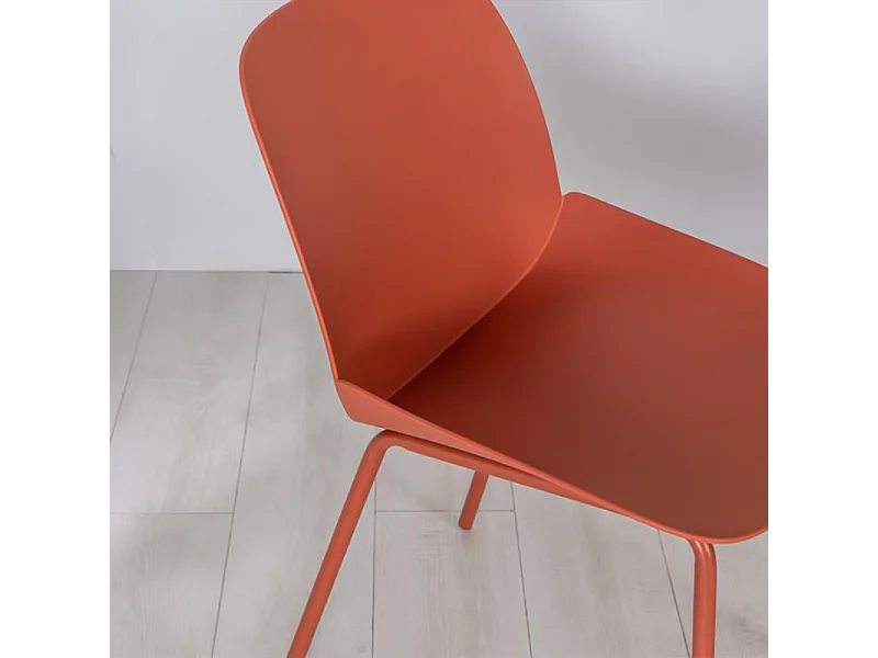 Lot de 4 chaises modernes en polypropylène orange "Azzurra" avec structure en métal peint pour salon