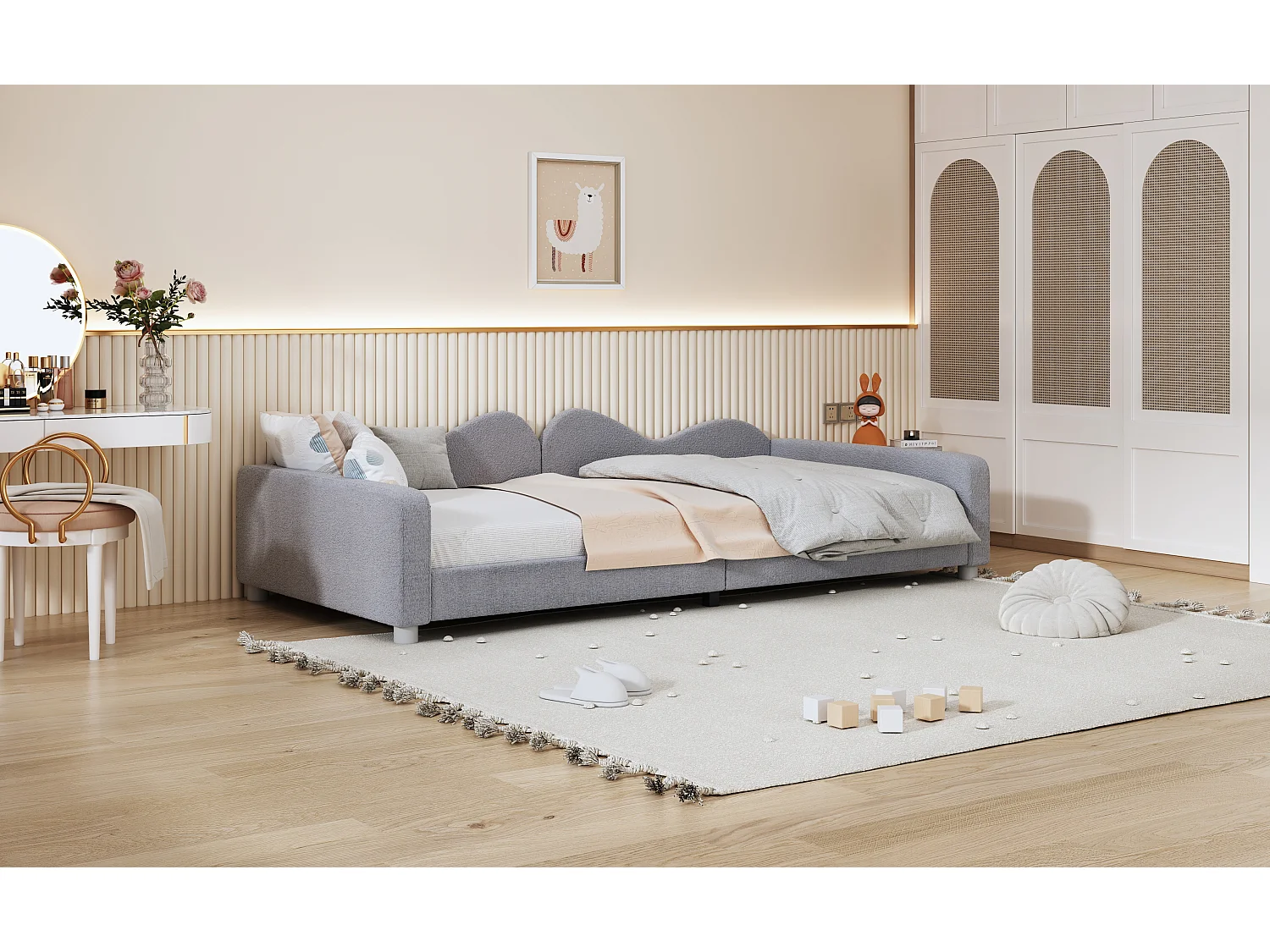 Cama infantil estofada de 90 x 200 cm, com estrado de ripas, encosto e braços, cinza.