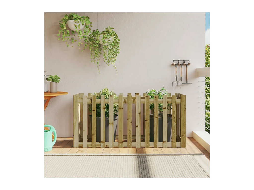 Verhoogd tuinbed met geïmpregneerd grenenhouten schuttingontwerp