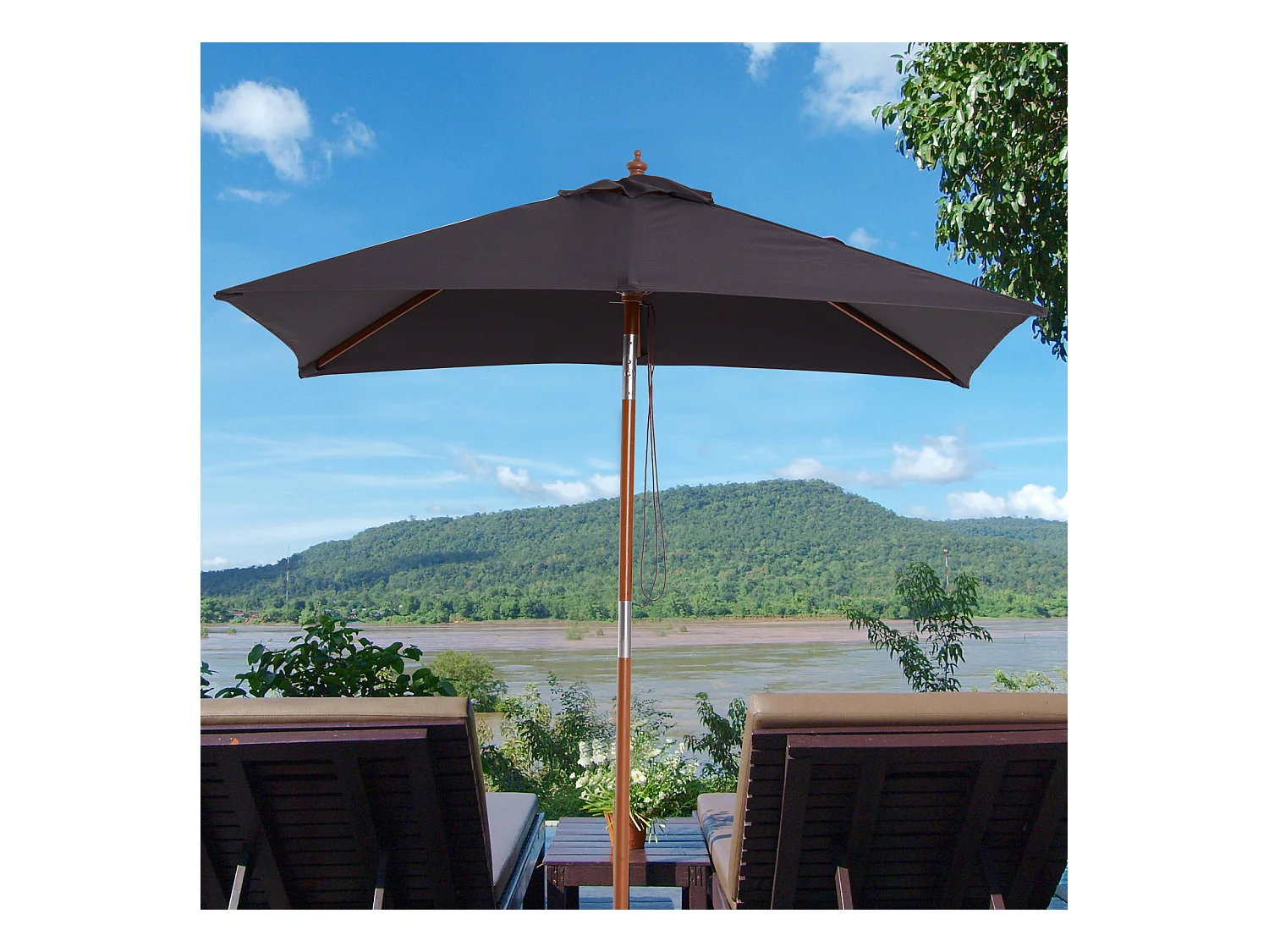 Parasol rectangulaire inclinable bois polyester haute densité 2L x 1,5l x 2,3H m gris foncé