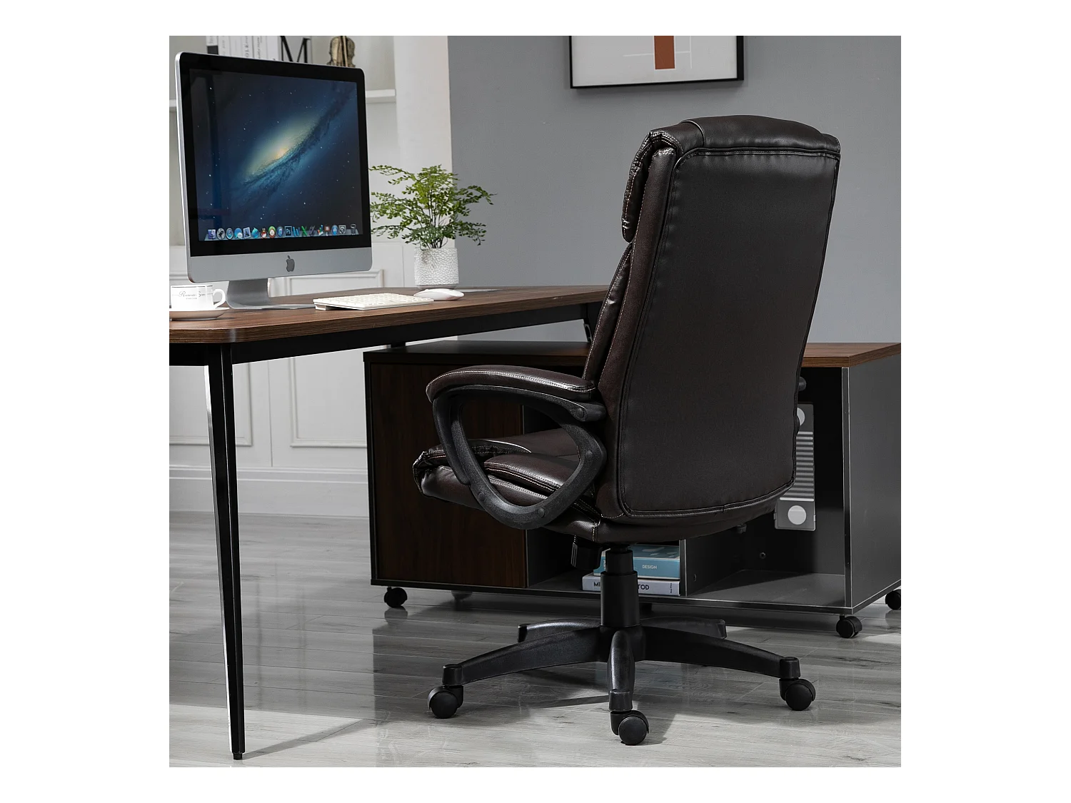 Fauteuil de bureau chaise de bureau ergonomique réglable roulettes pivotant 360° revêtement synthétique PU 64 x 73 x 106-115,5 cm chocolat