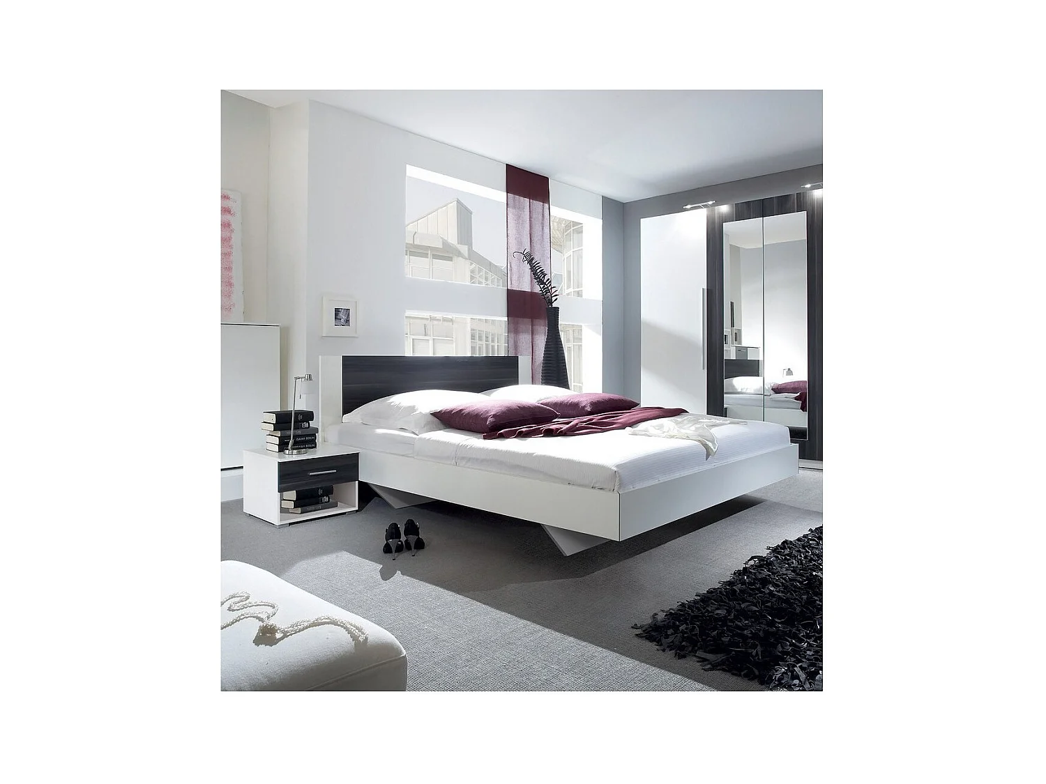 Lit adulte 160x200 collection IRINA. Chevets intégrés. Coloris blanc et gris anthracite