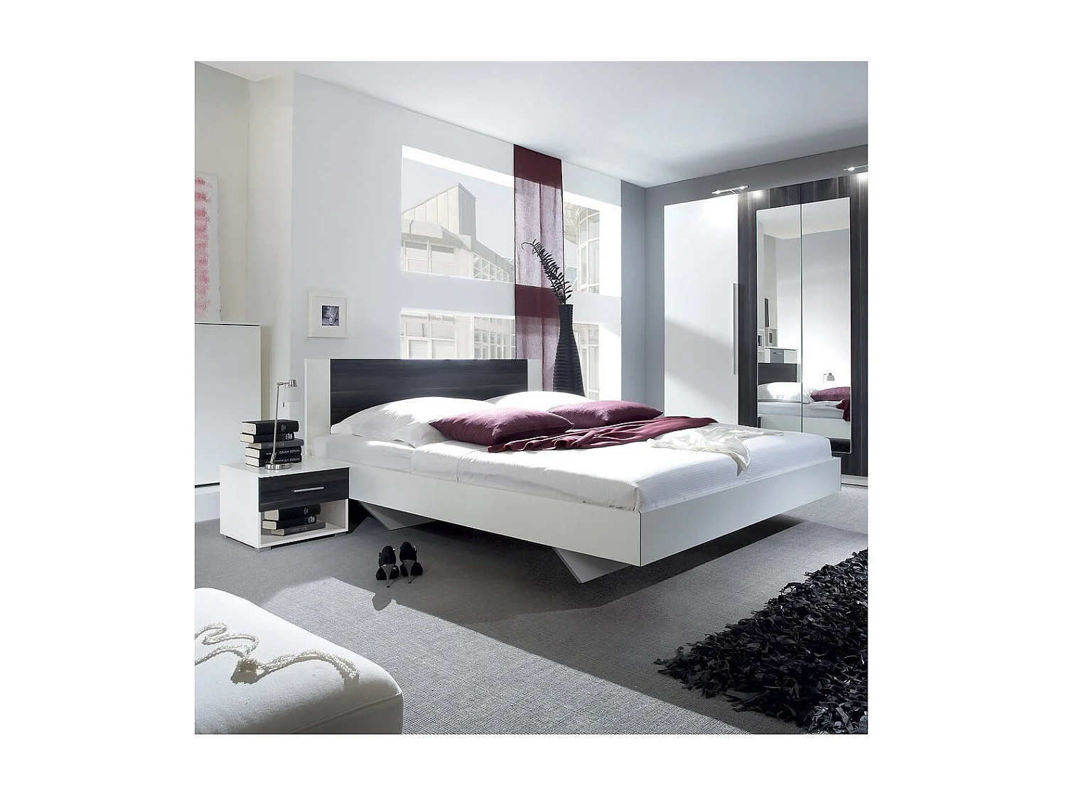 Lit adulte 160x200 collection IRINA. Chevets intégrés. Coloris blanc et gris anthracite