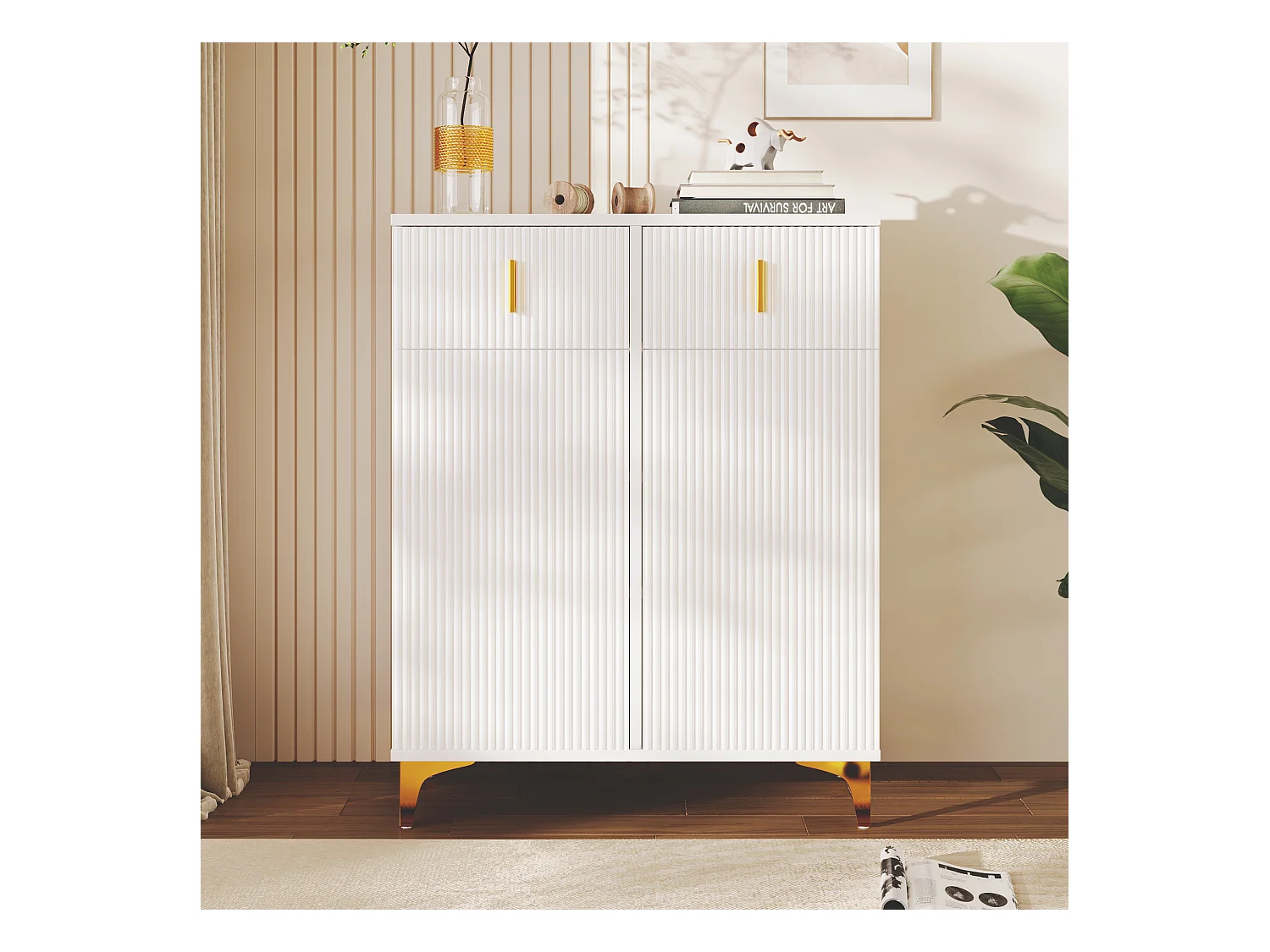 Meuble à chaussures blanc avec tiroirs, portes texturées, étagères réglables, poignées et pieds dorés - design élégant