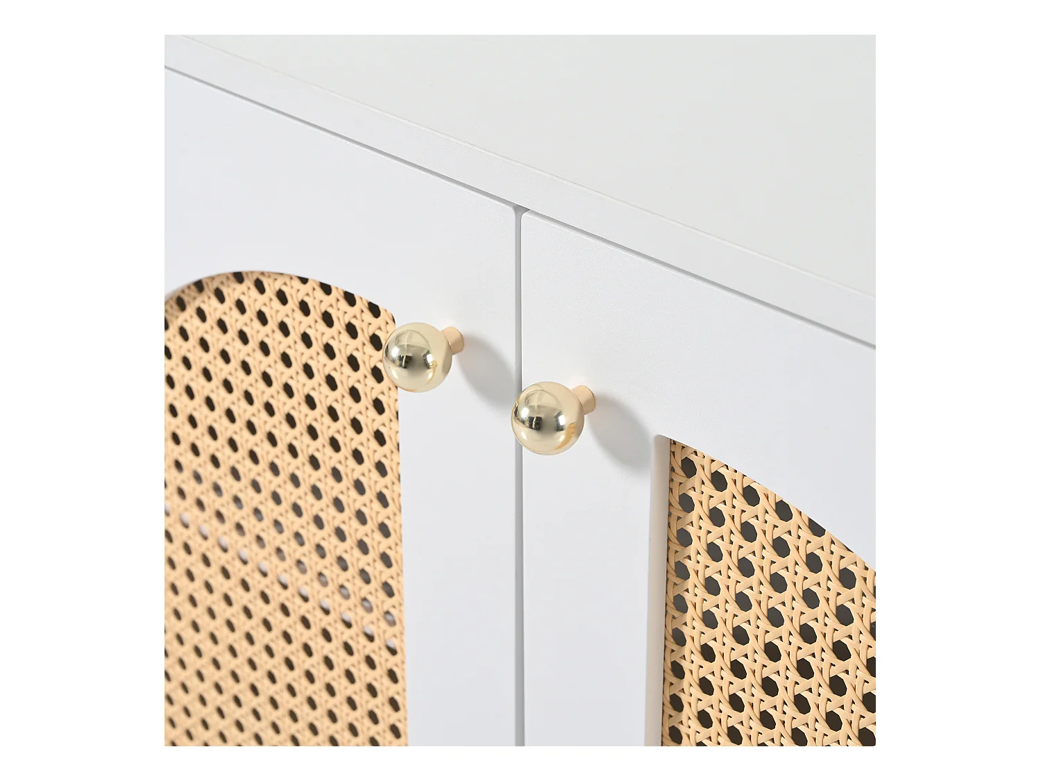 Buffet blanc et beige avec 4 portes en rotin et étagères réglables, 140x80x40 cm