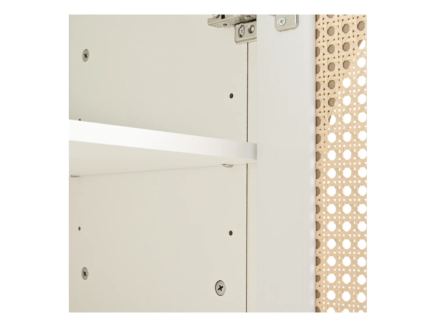 Buffet blanc et beige avec 4 portes en rotin et étagères réglables, 140x80x40 cm