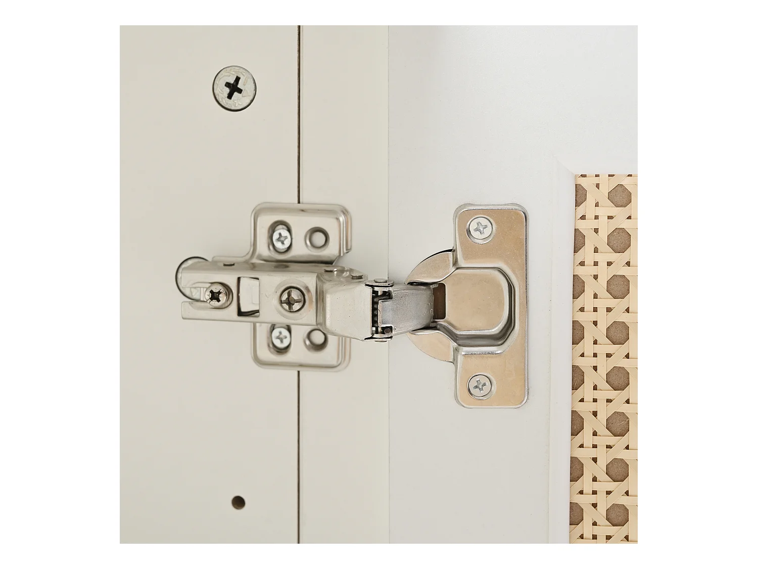 Buffet blanc et beige avec 4 portes en rotin et étagères réglables, 140x80x40 cm