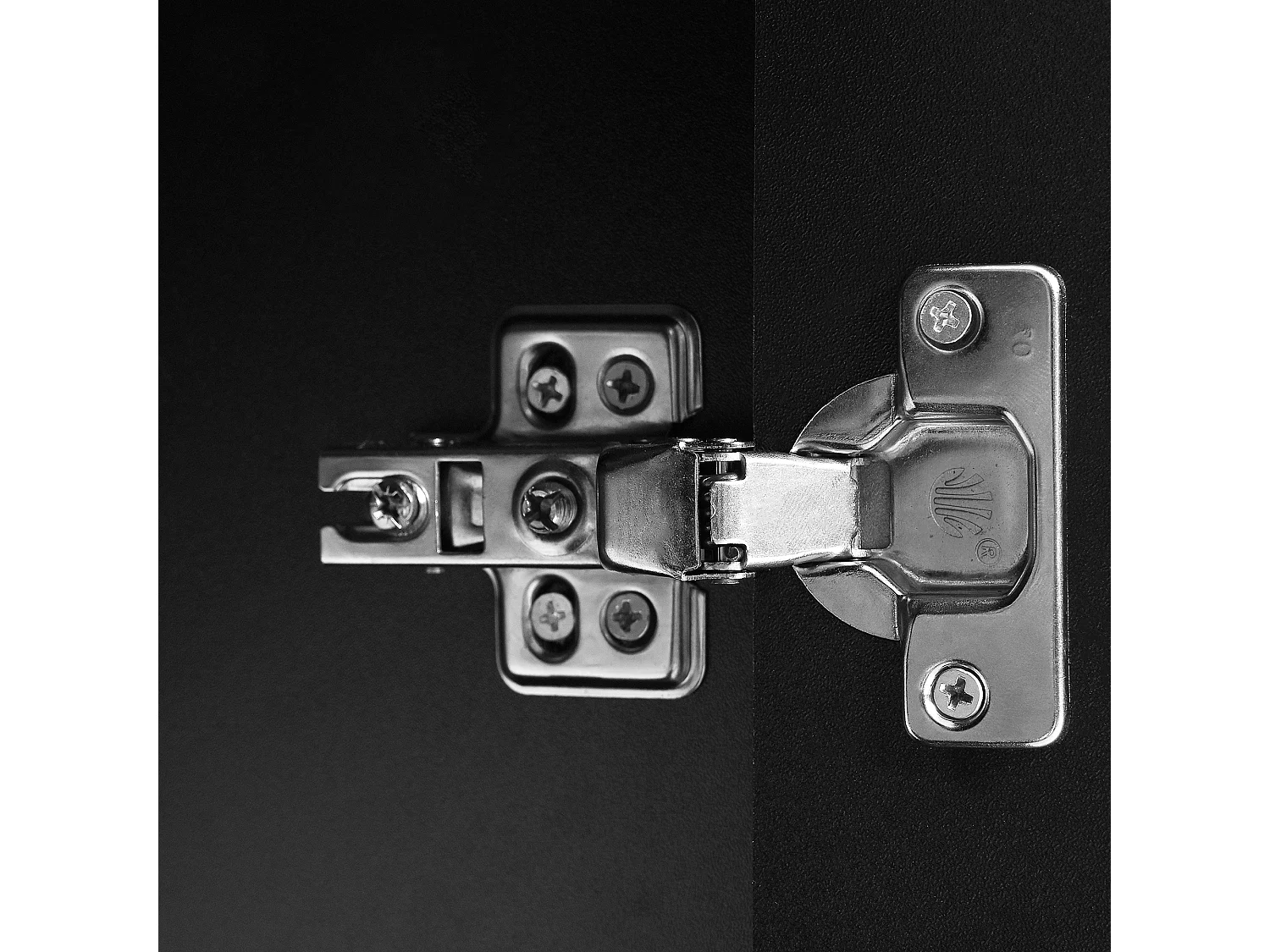 Buffet noir, 140x75x35 cm, avec 2 compartiments ouverts et 4 portes, pour salons et couloirs