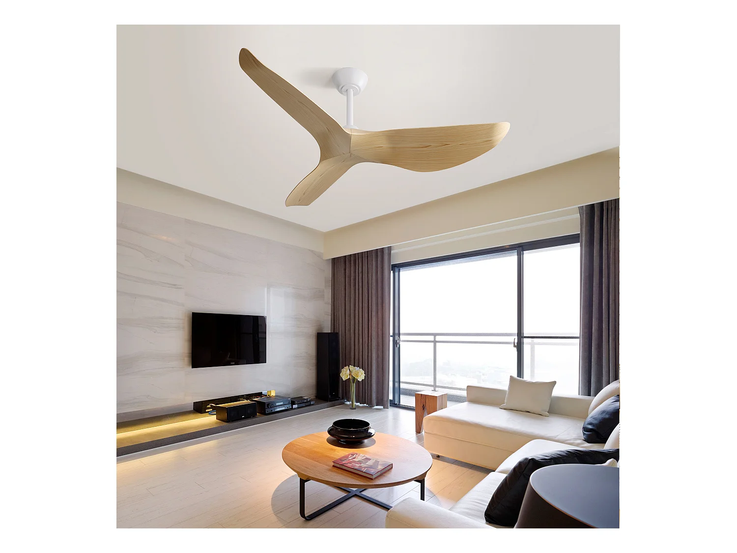 Ventilateur de plafond 52" - Avec télécommande 6 vitesses - 3 pales en ABS - Couleur bois