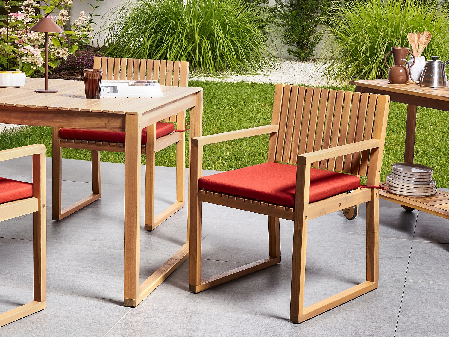 Outdoor-Sitzkissen 8er Set rot mit Bindebändern für Gartenstuhl Sassari