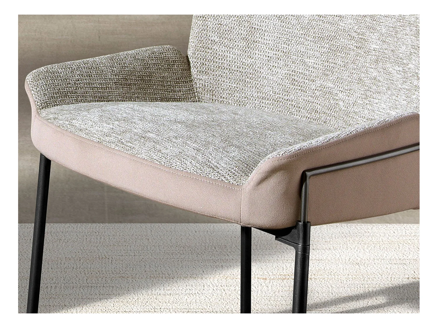 Chaise en tissu gris et velours marron 4171 ANGEL CERDA