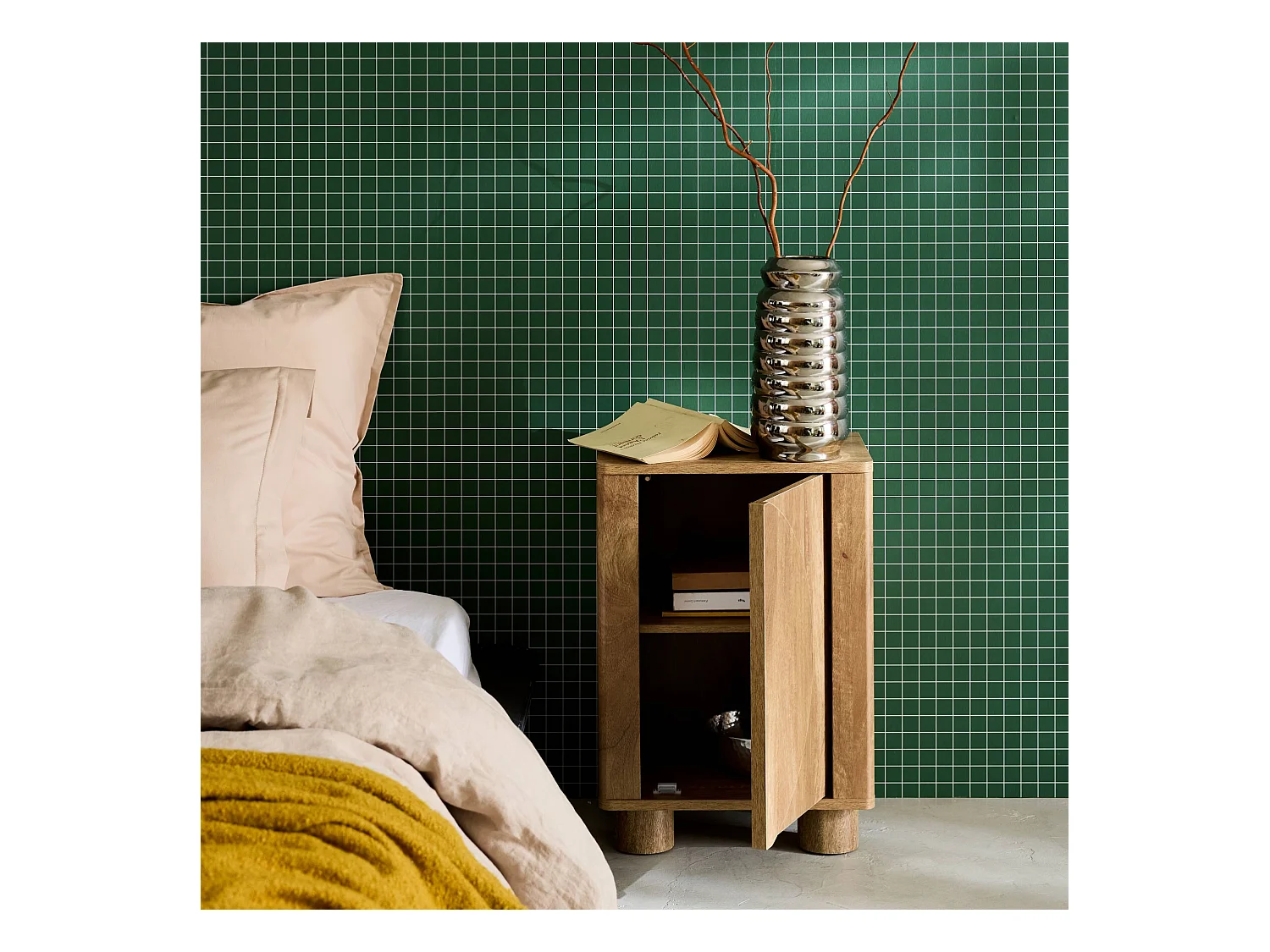 Lot de 2 tables de chevet décor bois de manguier 1 porte réversible Pondi