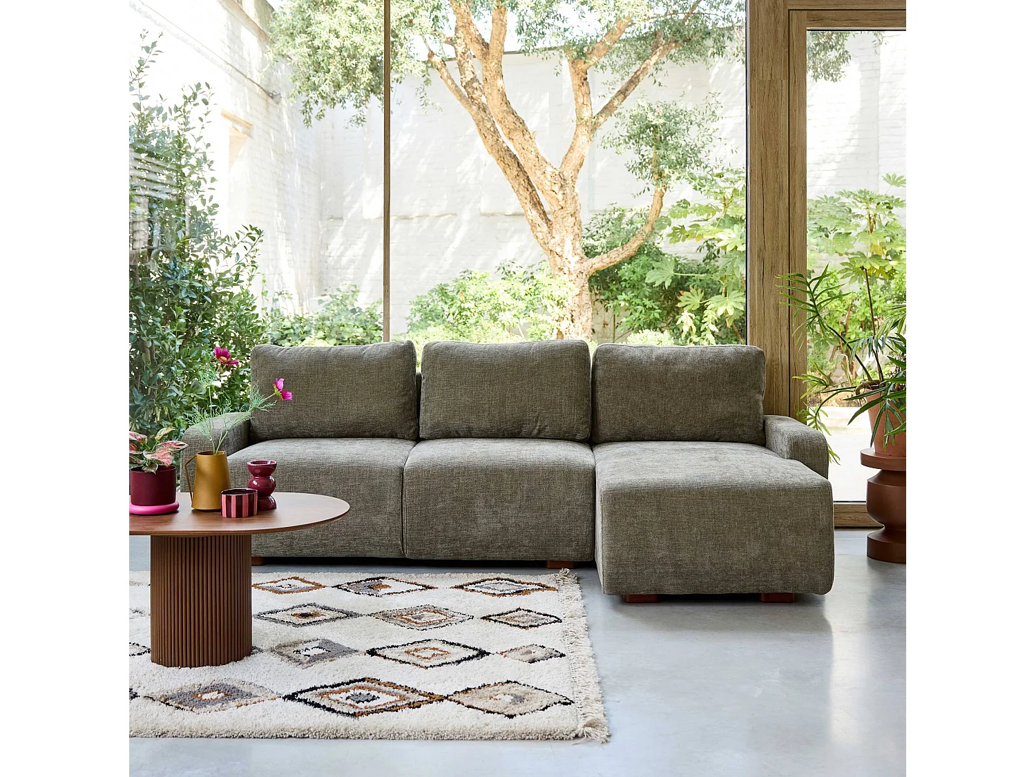 Sofá de esquina derecha de tela liso, 3 plazas verde grisáceo