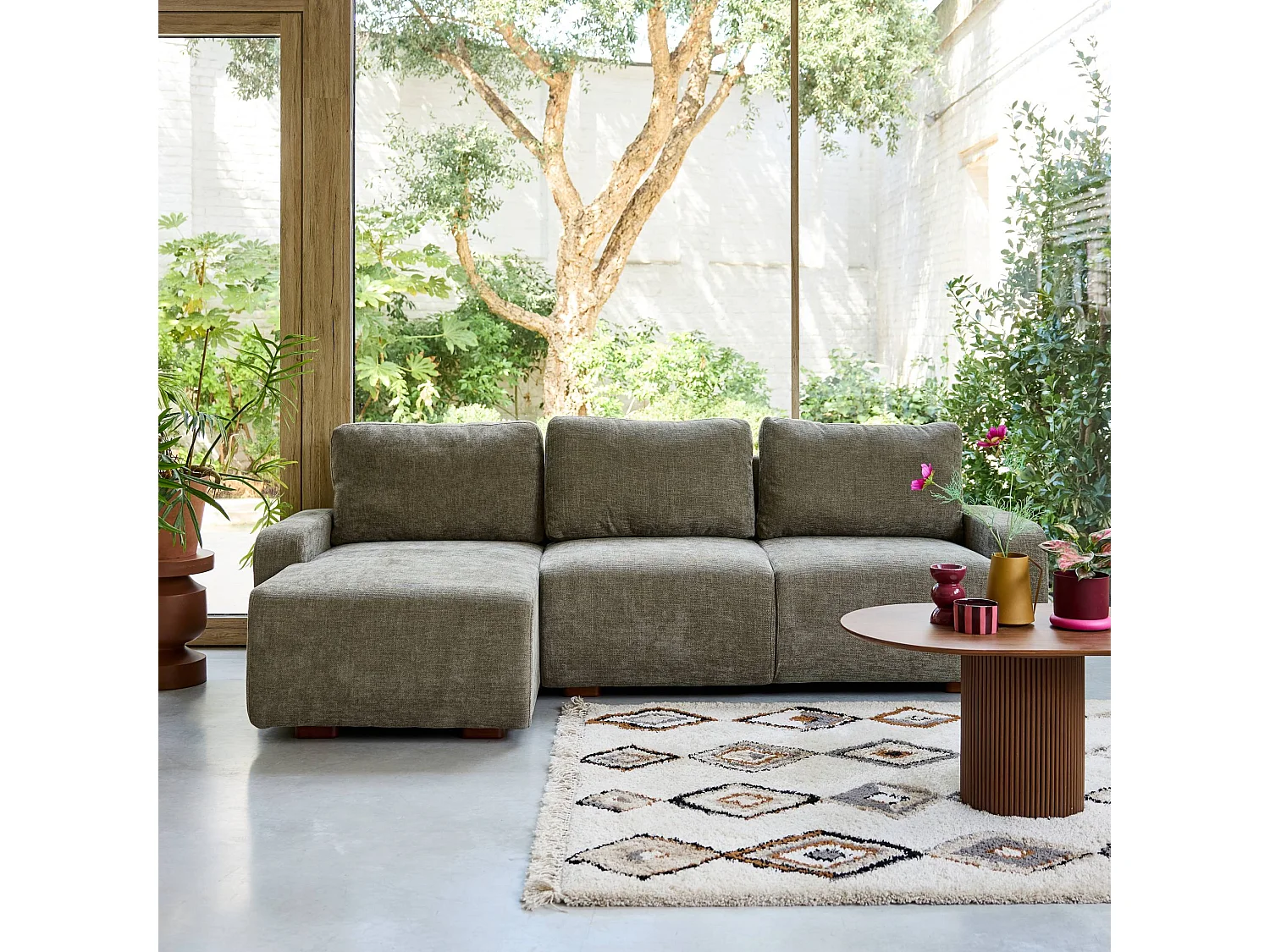 Sofá esquinero izquierdo de tela liso, 3 plazas verde grisáceo