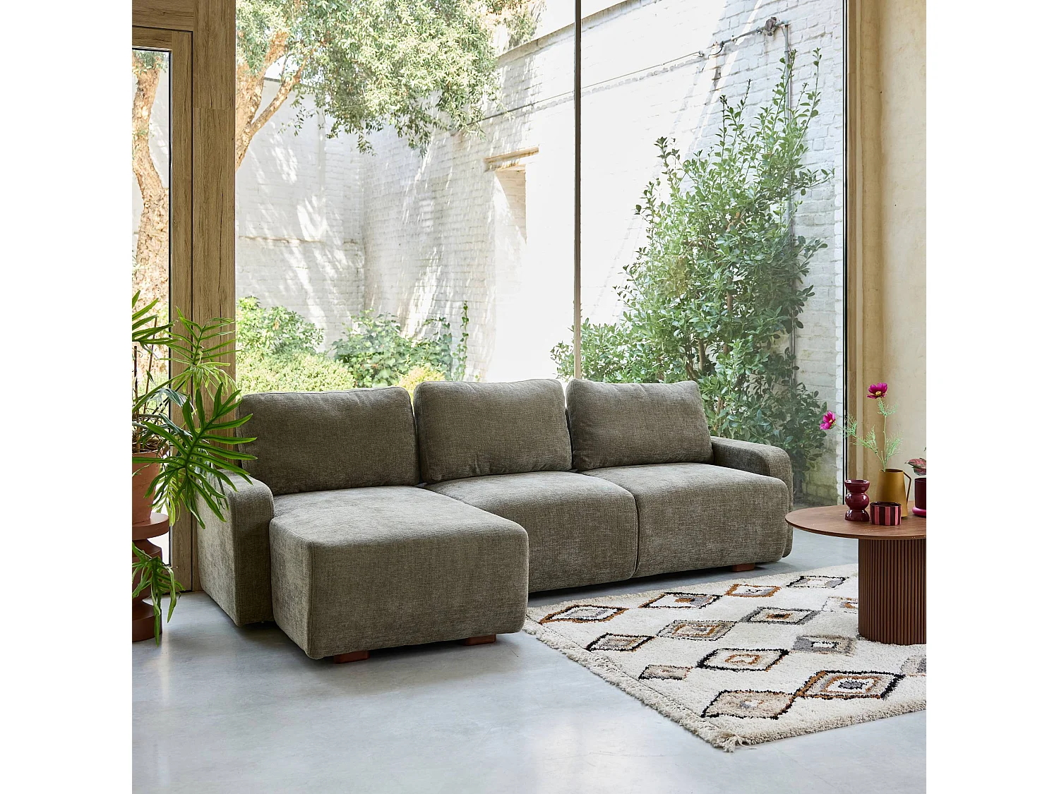 Sofá esquinero izquierdo de tela liso, 3 plazas verde grisáceo