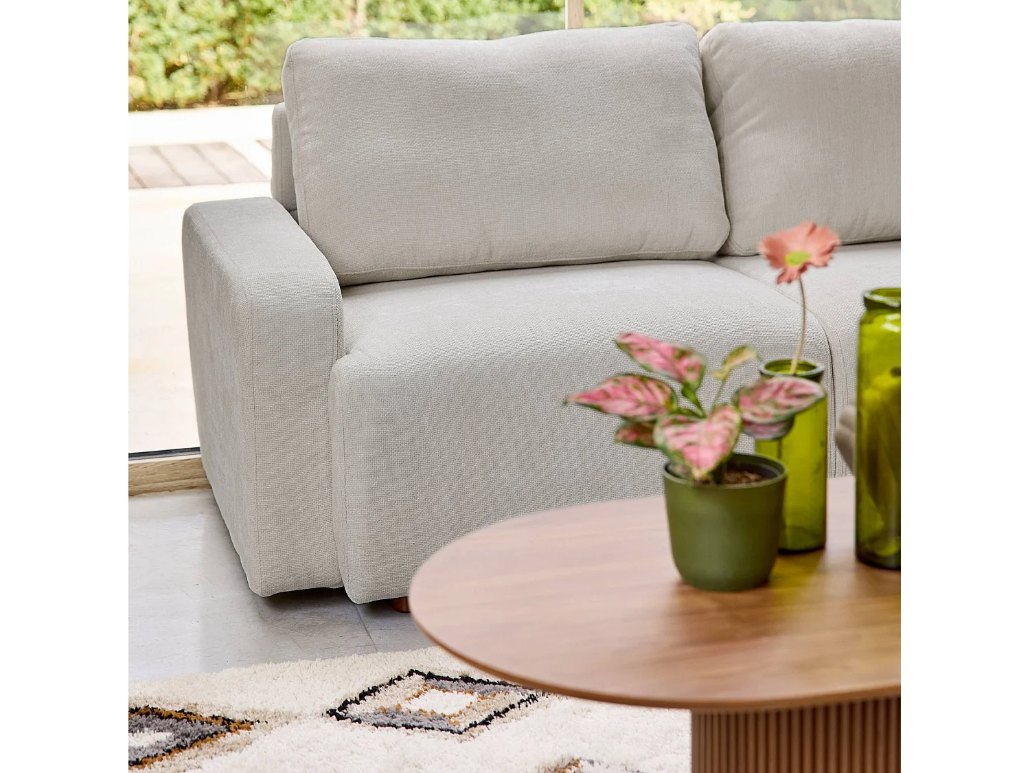 Canapé d'angle droite 3 places tissu gris clair L 260 x P 88 / 139cm / x H 87cm - Dany