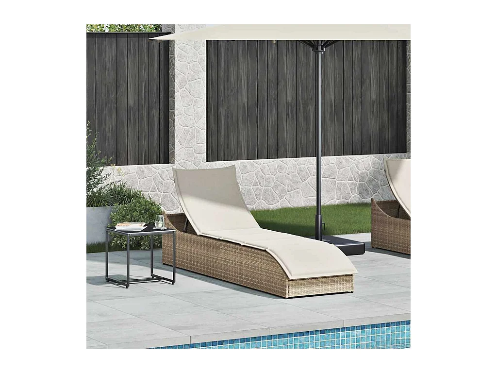 Klappliege mit Auflage und Stauraum Beige Poly-Rattan